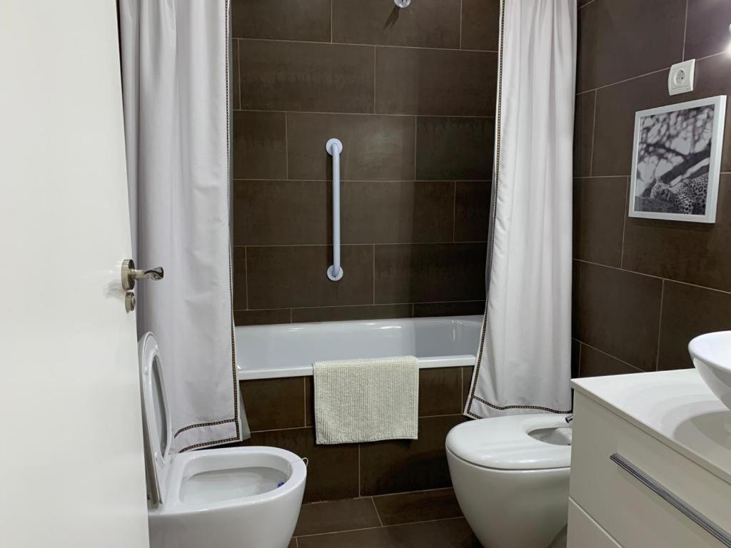 Cozy Luxury Apartments*****. The City Center Валенсия Екстериор снимка